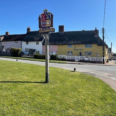 The Swan Inn Monks Eleigh Dış mekan fotoğraf